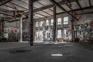 Nem szőtt fotótapéta elhagyott raktár 375 x 250 cm