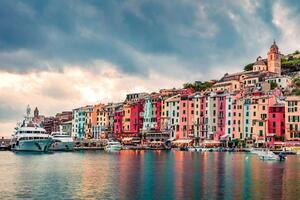 Nem szőtt fotótapéta portovenere városa 375 x 250 cm