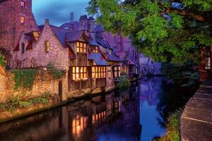 Nem szőtt fotótapéta brugge régi központja 375 x 250 cm