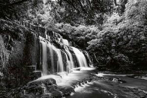 Nem szőtt fotótapéta purakaunui cascades 375 x 250 cm