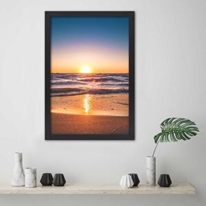 Gario Poszter Napfelkelte a tengerparton A keret színe: Természetes, Méret: 20 x 30 cm