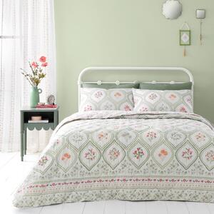 Zöld-krémszínű ágytakaró franciaágyra 220x230 cm Cameo Floral – Catherine Lansfield