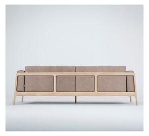 Fawn mandulabarna kanapé bivalybőrből, tömör tölgyfa szerkezettel, 240 cm - Gazzda