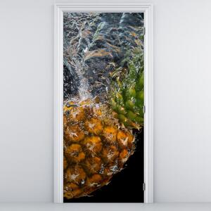 Fotótapéta ajtóra - Ananász a vízben (95x205cm)
