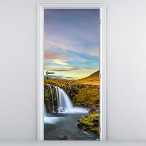 Fotótapéta ajtóra - Hegyek és vízesések Izlandon (95x205cm)