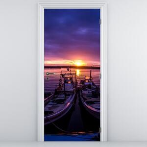 Fotótapéta ajtóra - Horgászcsónakok a kikötőben (95x205cm)