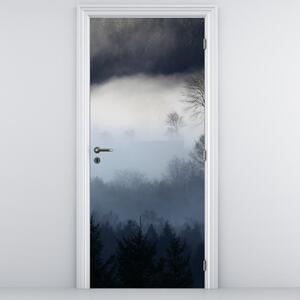 Fotótapéta ajtóra - Köd az erdő felett (95x205cm)