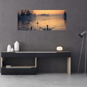 Hattyúk a vizen és a ködben képe (120x50 cm)