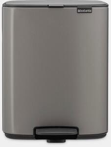 Brabantia Bo Pedal Bin pedálos hulladékgyűjtő szagmentesen záródó Soft-Close fedél, karcsú, négyzetes forma, műanyag tartály, 12L - C méret, acél, platinaszürke - 238062