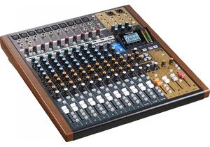 Tascam MODEL 16 Csatornás Analóg Keverőpult Mixer - Barna / Fekete