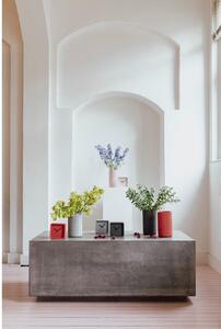 Világos rózsaszín beton váza Fajen – Zuiver