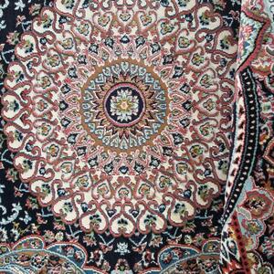 Vintage szőnyeg tökéletes piros mintával Szélesség: 150 cm | Hossz: 230 cm