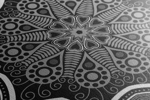 Kép indiai Mandala virág mintával fekete fehérben