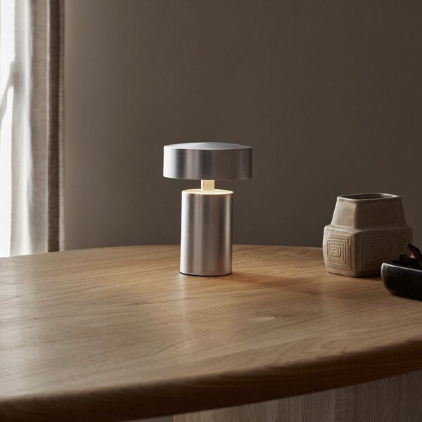 Kültéri Lámpa Audo Copenhagen, Column, dimmable, Fémes, Nappali, Fém, Dizájn