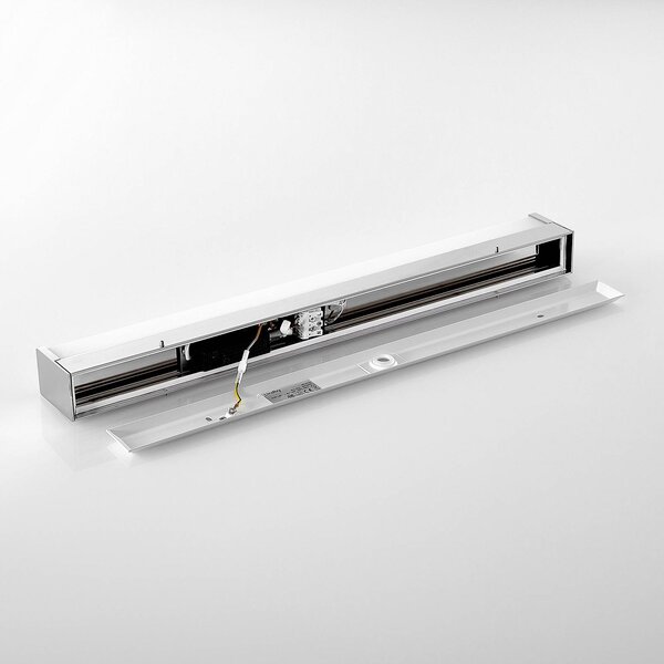 Lindby Klea LED-es fürdőszoba lámpa, 60 cm, króm, fém, IP44, Króm / ezüst, Fürdőszoba, Alumínium, Modern