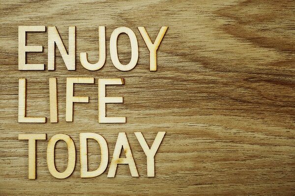 Tapéta idézettel - Enjoy life today