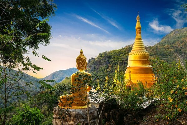 Tapéta az arany Buddha kilátása