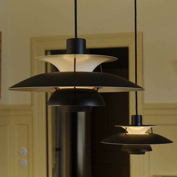 Függőlámpa Louis Poulsen, PH 5 300, dimmable, Fekete, Nappali, Fém, Modern