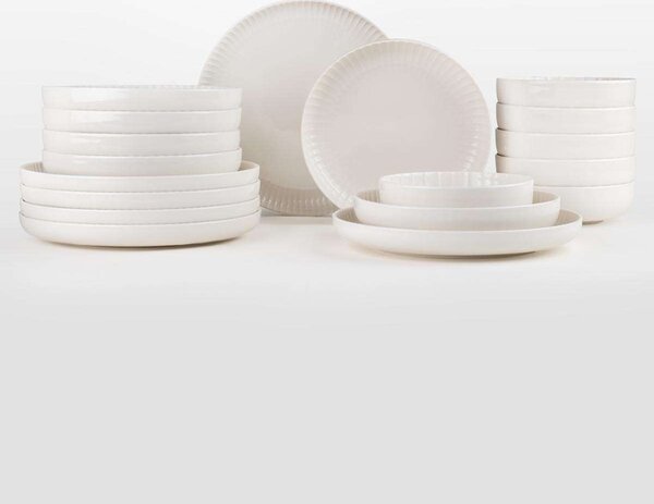 18 részes porcelán étkészlet