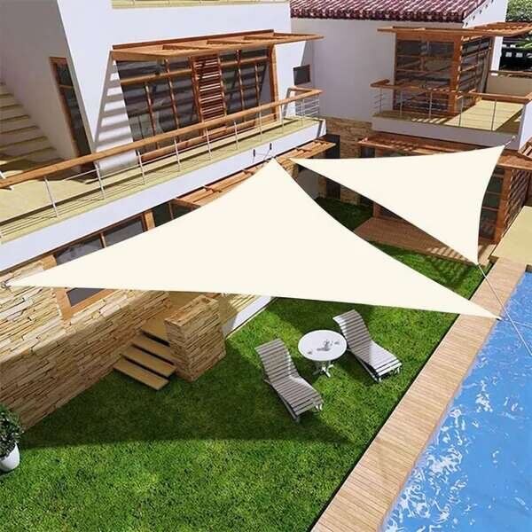 Vízálló háromszög napvitorla 4x4x4m ModernHome - bézs | 19191B BEIGE