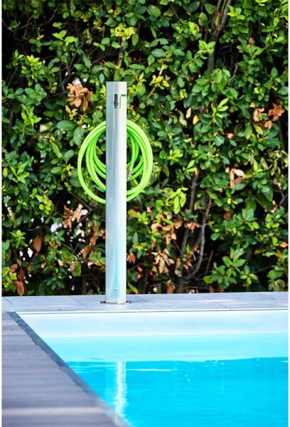 Modern alumínium kerti állókút talppal, inox - Aquapoint Steelo