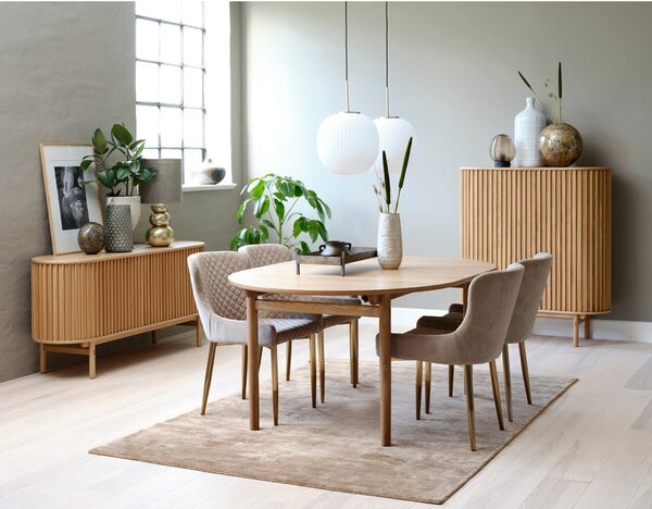 Natúr színű szekrény tölgyfa dekorral 110x125 cm Carno – Unique Furniture