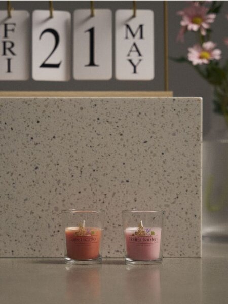 Sinsay - Spring Garden illatgyertyák, 2 darabos készlet - pasztellpink