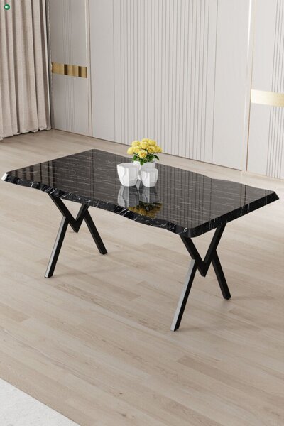 Akort - Black Marble, Black