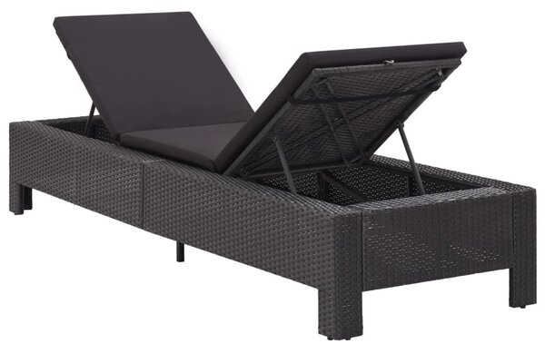 Fekete polyrattan napozóágy párnával