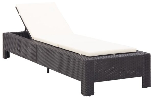 Fekete polyrattan napozóágy párnával