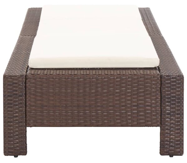 Barna polyrattan napozóágy párnával