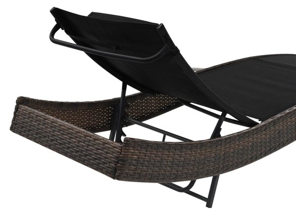 Barna polyrattan napozóágy párnával
