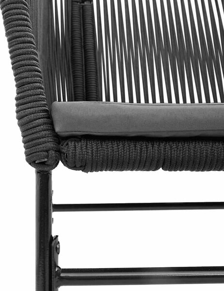 2 db fekete polyrattan kerti szék párnával