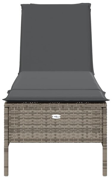 Szürke polyrattan napozóágy párnával
