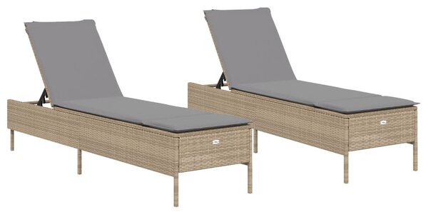 2 db bézs polyrattan napozóágy párnával