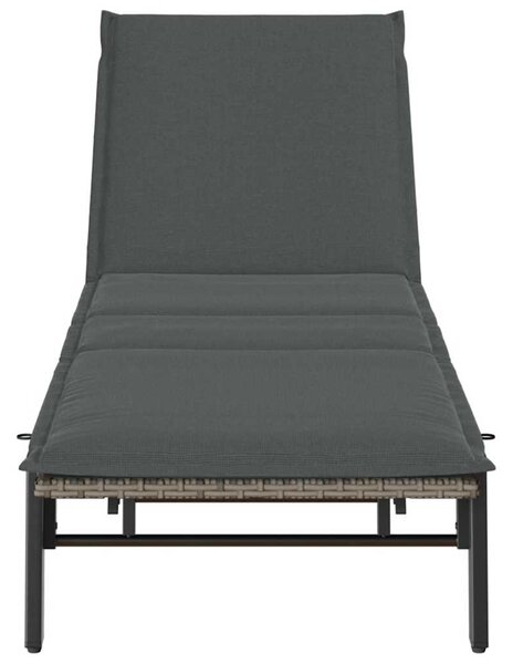 Szürke polyrattan napozóágy párnával