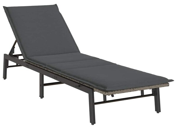 Szürke polyrattan napozóágy párnával