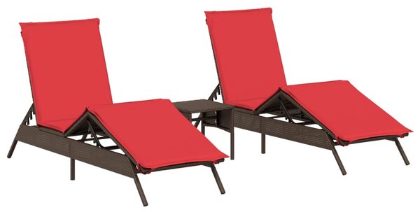 2 db barna polyrattan napozóágy asztallal