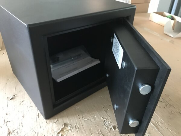 Trezor Bútorszéf AZURIT I