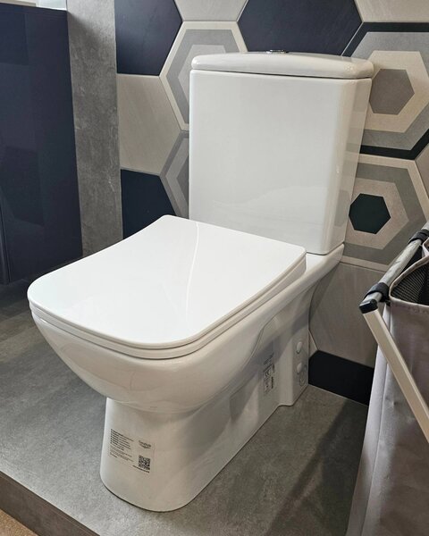 CeraStyle DURU monoblokk WC - BEÉPÍTETT bidé funkcióval -csaptelep nélkül -perem nélküli - 62 cm