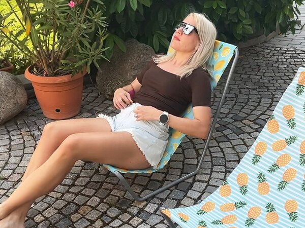 Összecsukható strandnyugágy SAND LEMON, színes kivitel
