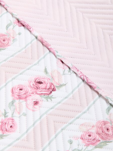 Sinsay - Steppelt ágytakaró virágmintával - pasztellpink