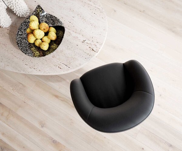 DELIFE Étkezőszék Vinka-Flex karfás valódi bőr fekete széles kereszt láb fekete 360° forgatható zsákrugós