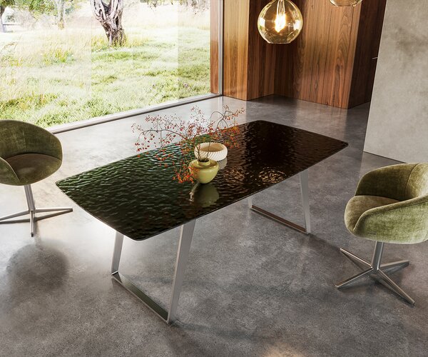 DELIFE Étkezőasztal Edge hajóformájú 200x100 domborított üveg füstfekete 3D design rozsdamentes acél ferde