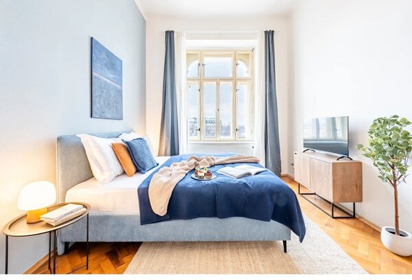 Kék kárpitozott franciaágy ágyráccsal 160x200 cm Noira Slim – Bonami Selection