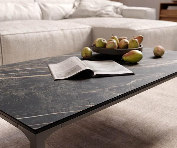DELIFE Dohányzóasztal Levente 110x60 cm Laminam® kerámia Noir Desir barna fém láb titán színű