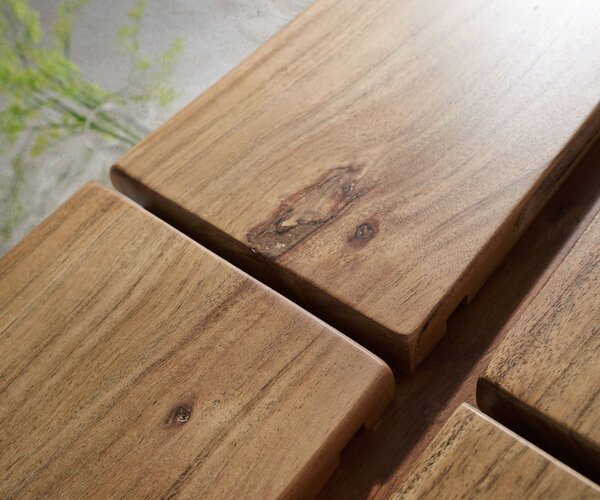 DELIFE Komód Live-Edge 147 cm akác természetes 3 ajtós 3 fiókos
