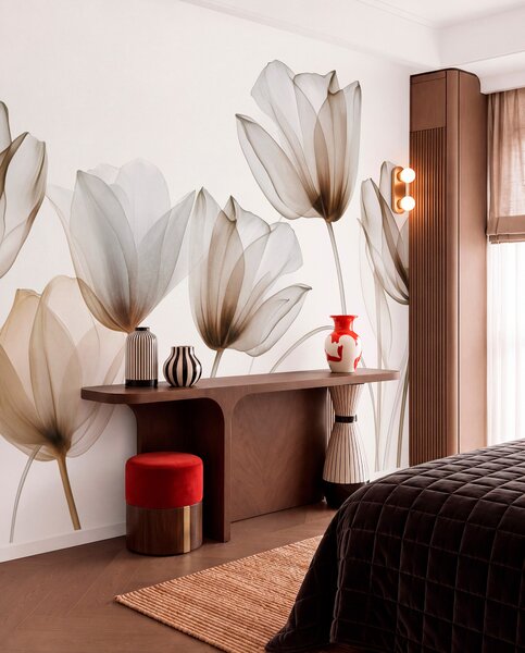 Fotótapéta Átlátszó barna és fehér tulipánvirágok hosszú szárakkal, világos háttér előtt, finom és, Fotótapéta modern, w09538v1 : Uwalls.hu