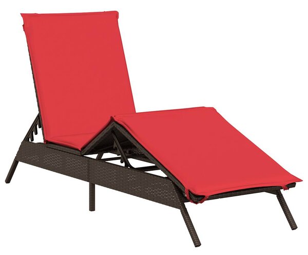 Barna polyrattan napozóágy párnával