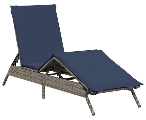Szürke polyrattan napozóágy párnával